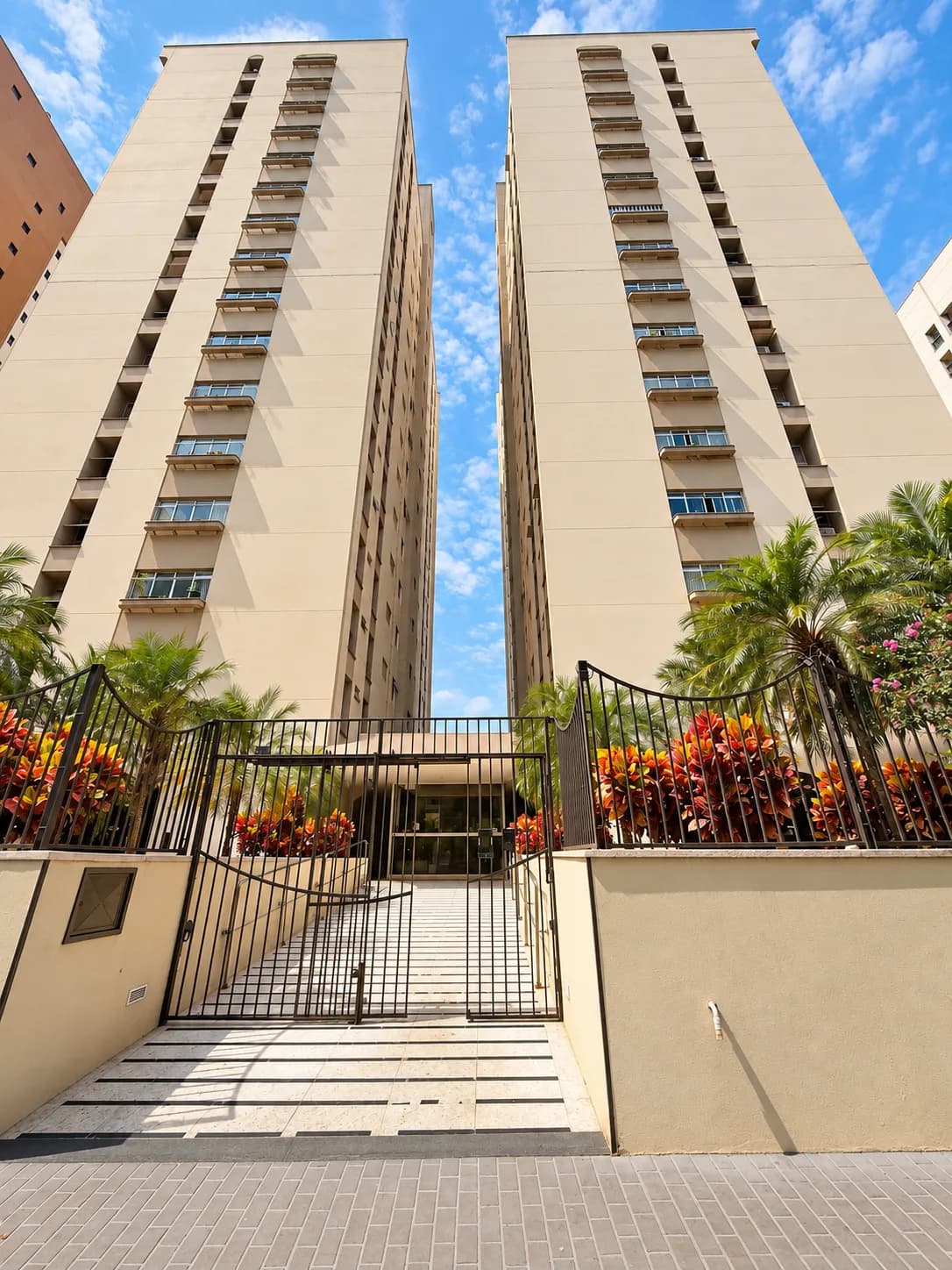 Apartamento no Honolulu 2 Dormitórios com Suíte — foto 1
