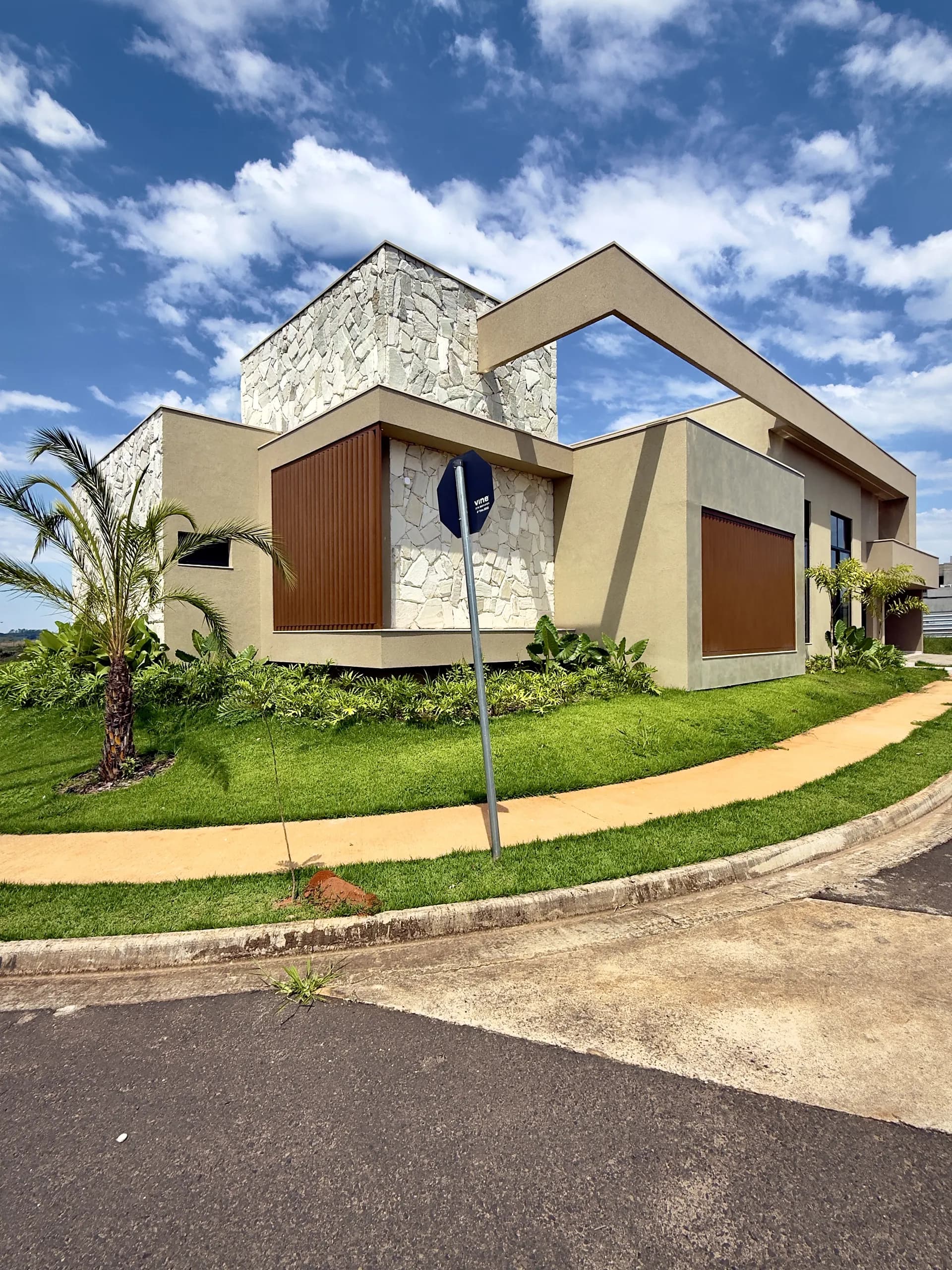 CASA NOVA NO CONDOMÍNIO BOTANIC RESIDENCE — foto 1